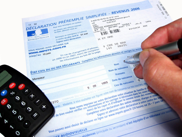 Le saviez-vous ? Vous n'êtes pas tenus de déclarer aux impôts une somme non encore perçue sur une année fiscale.